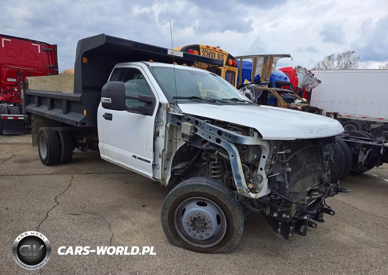 2016 Ford F450 Super Duty Dump Truck VIN:1FDTF4HT9HEB15207 - 4