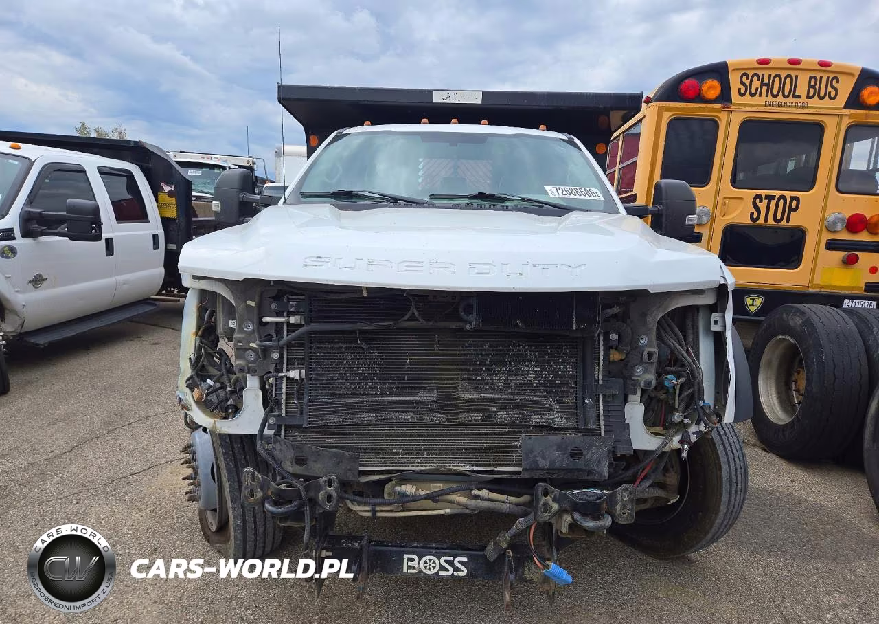 2016 Ford F450 Super Duty Dump Truck VIN:1FDTF4HT9HEB15207 - 5
