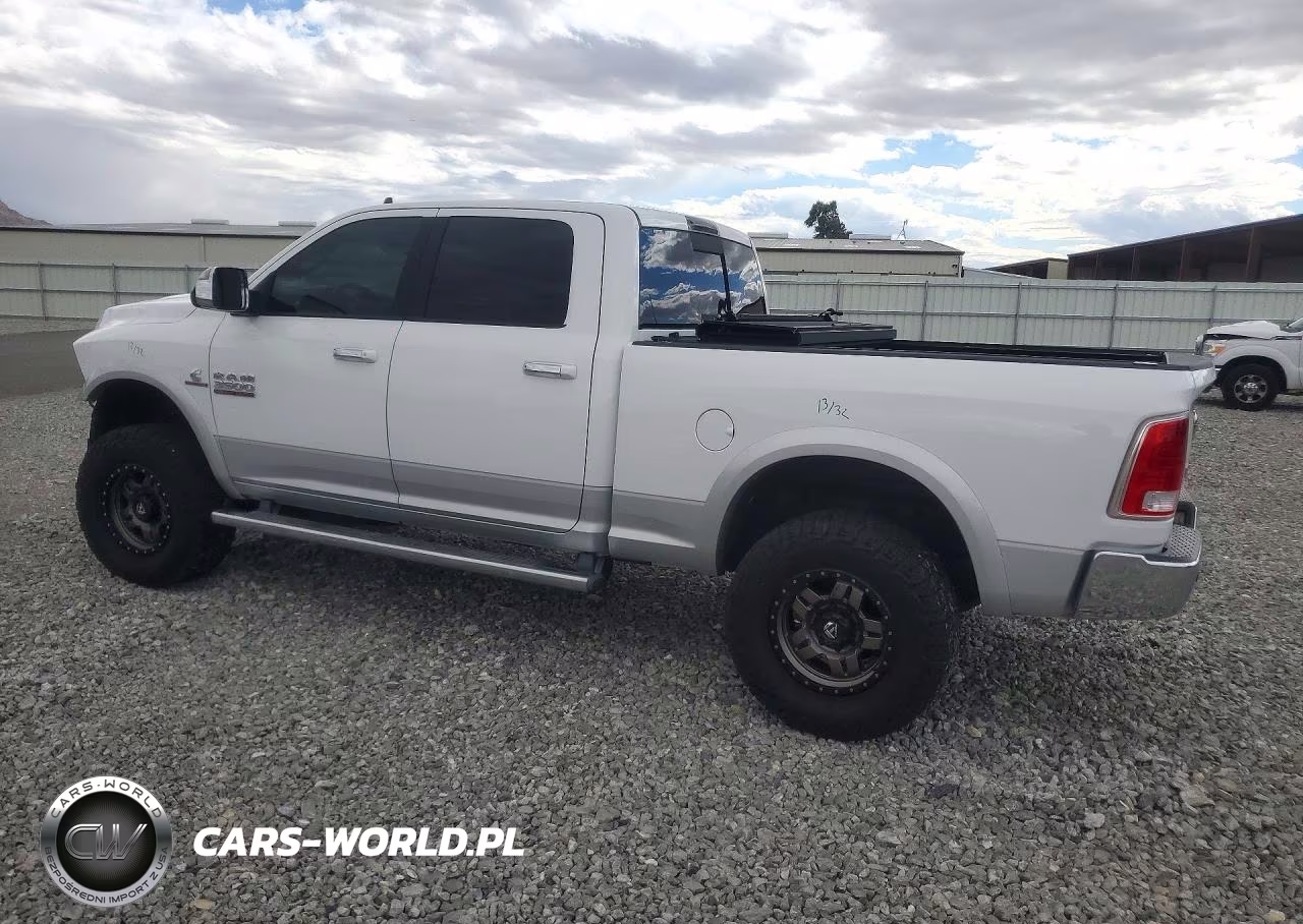 2015 Ram 3500 Laramie VIN:3C63R3EL1FG703576 - 2