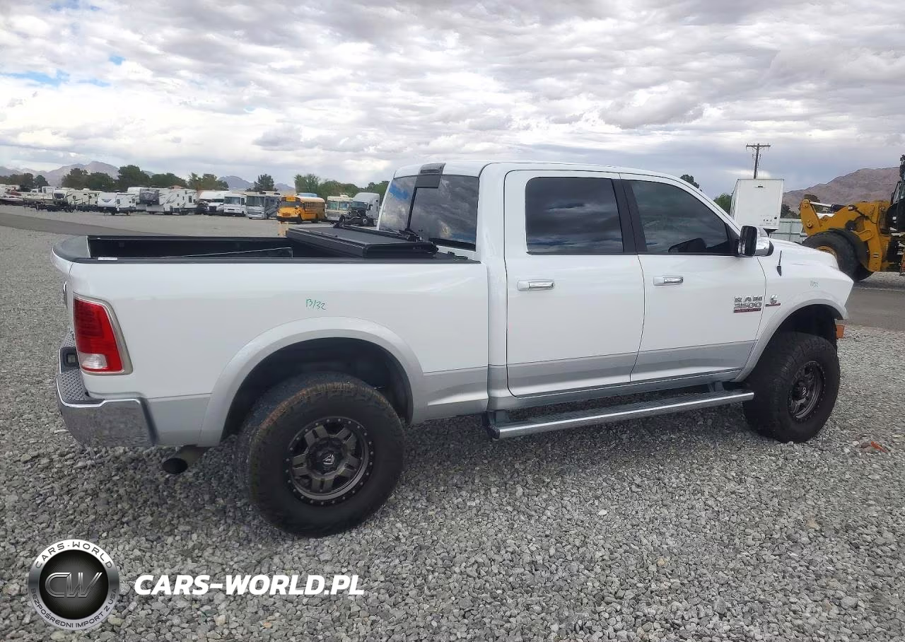 2015 Ram 3500 Laramie VIN:3C63R3EL1FG703576 - 3