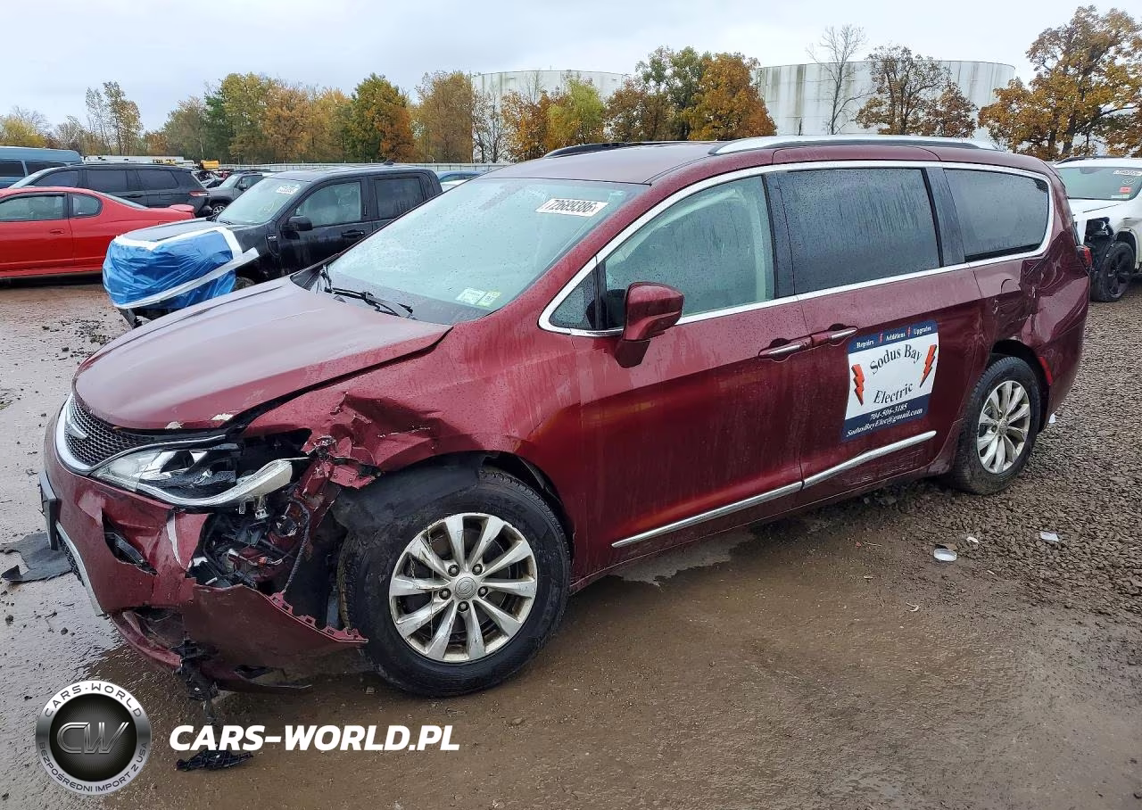 2019 Chrysler Pacifica Touring L – zdjęcie 1 z 13