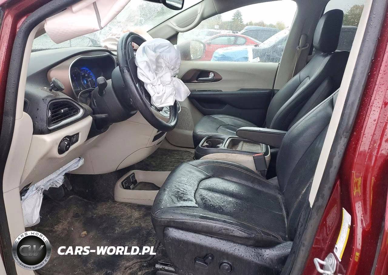 2019 Chrysler Pacifica Touring L VIN:2C4RC1BG6KR549189 - 7