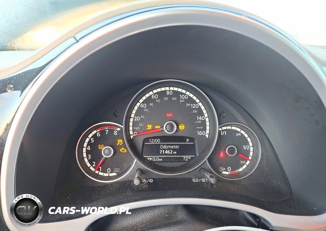 2014 Volkswagen Beetle VIN:3VW517AT6EM819441 - 9