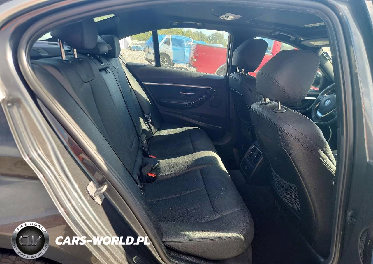 2018 BMW 330 I VIN:WBA8B9G52JNV00360 - 10