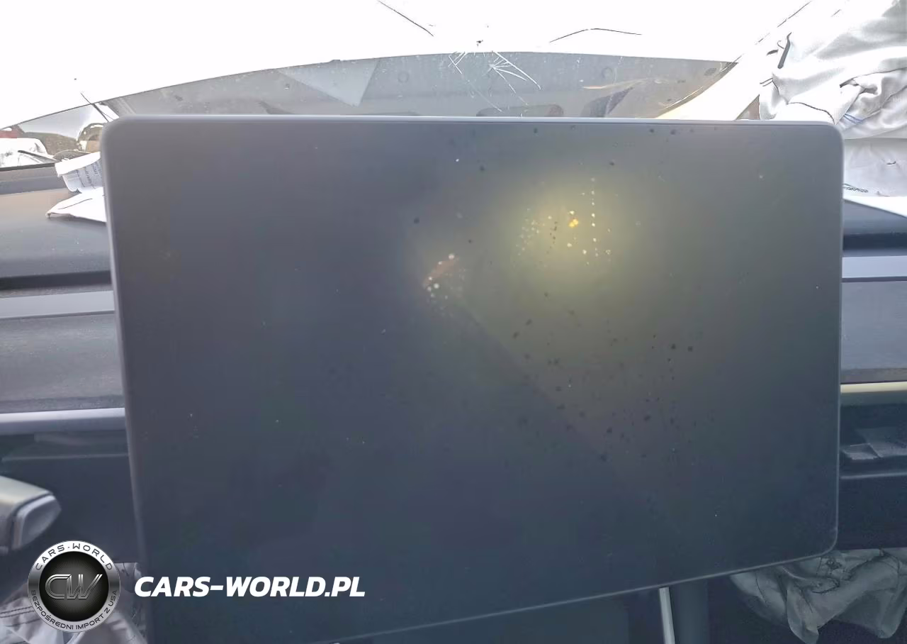 2020 Tesla Model Y VIN:5YJYGDEE5LF012872 - 26