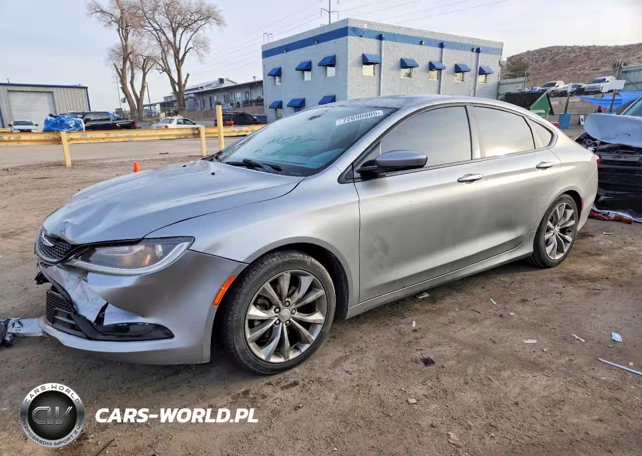 2015 Chrysler 200 S