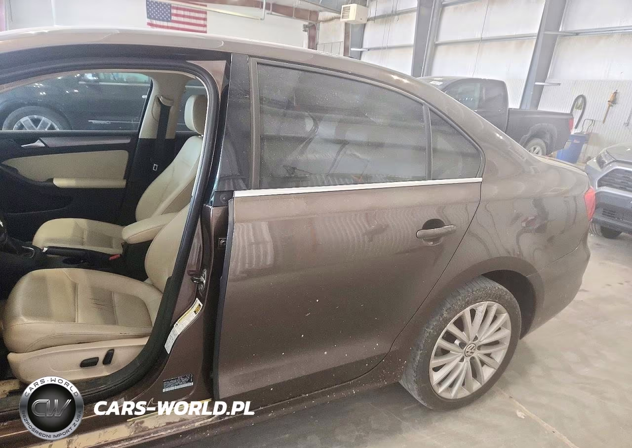 2014 Volkswagen Jetta Tdi VIN:3VW3L7AJ1EM385218 - 12