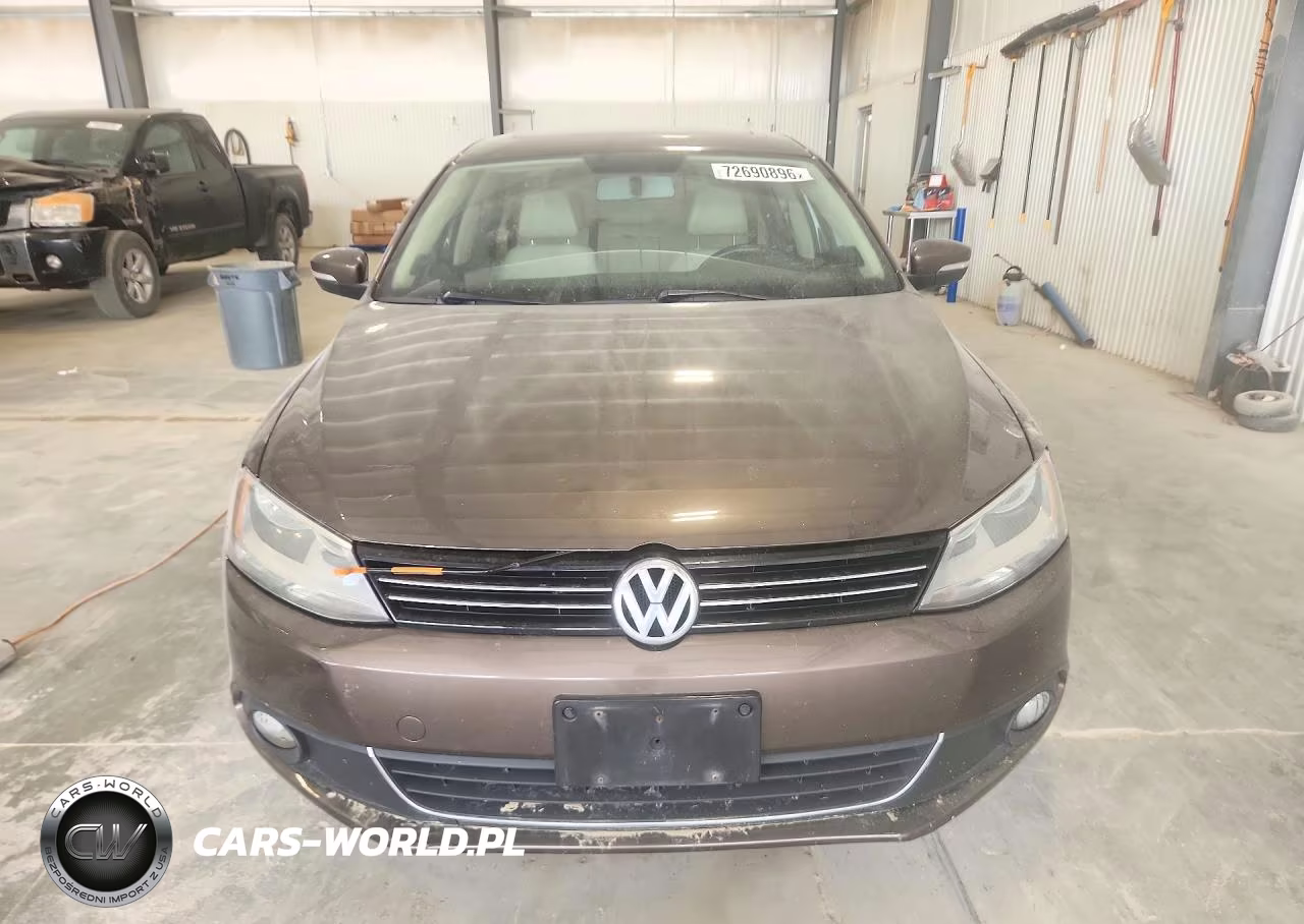 2014 Volkswagen Jetta Tdi VIN:3VW3L7AJ1EM385218 - 5