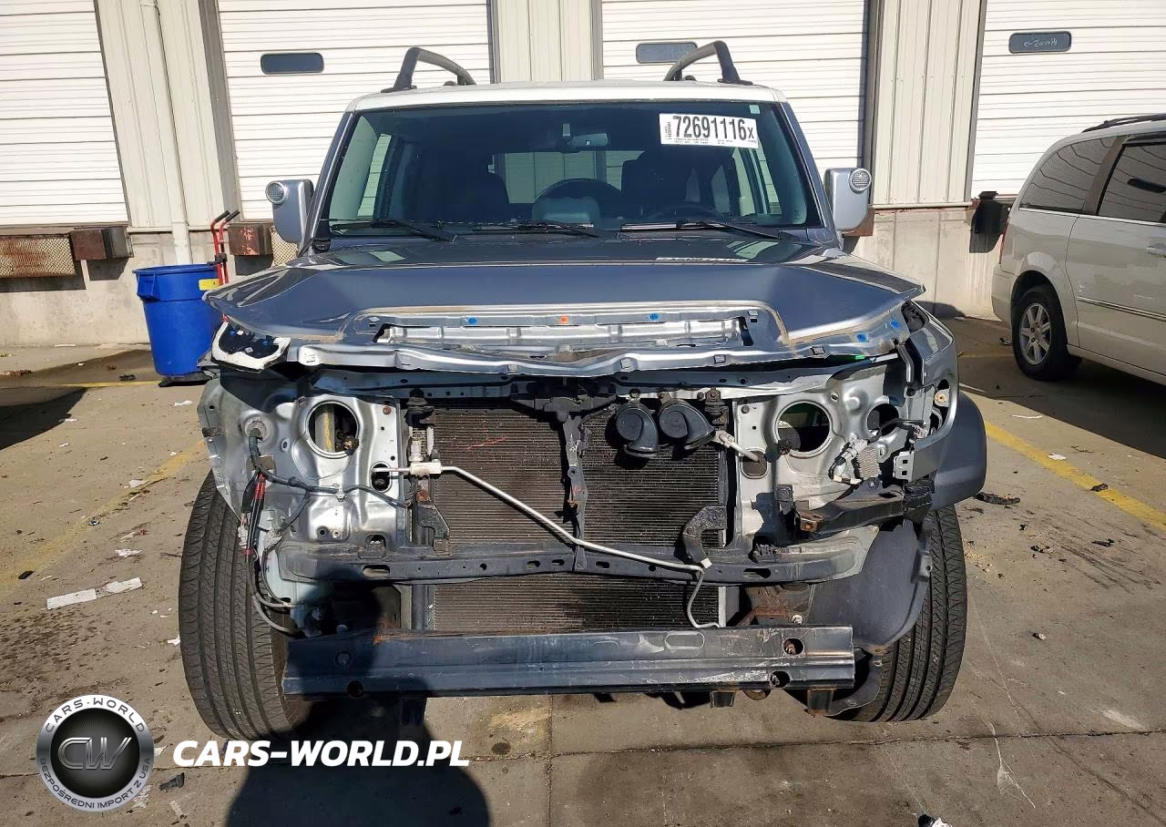 2012 Toyota Fj Cruiser Base VIN:JTEBU4BF2CK118870 - 5
