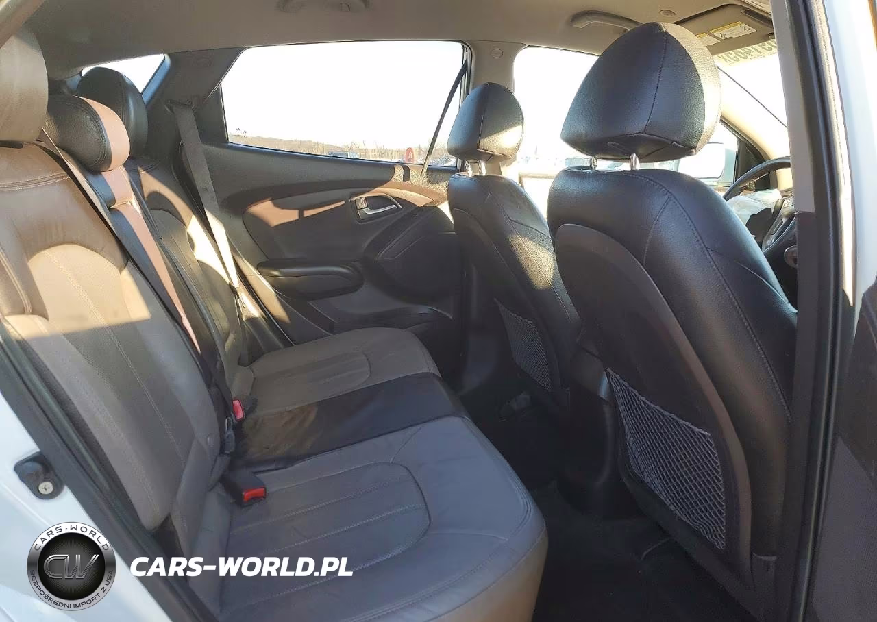 2010 Hyundai Tucson Gls VIN:KM8JU3AC1AU057039 - 11