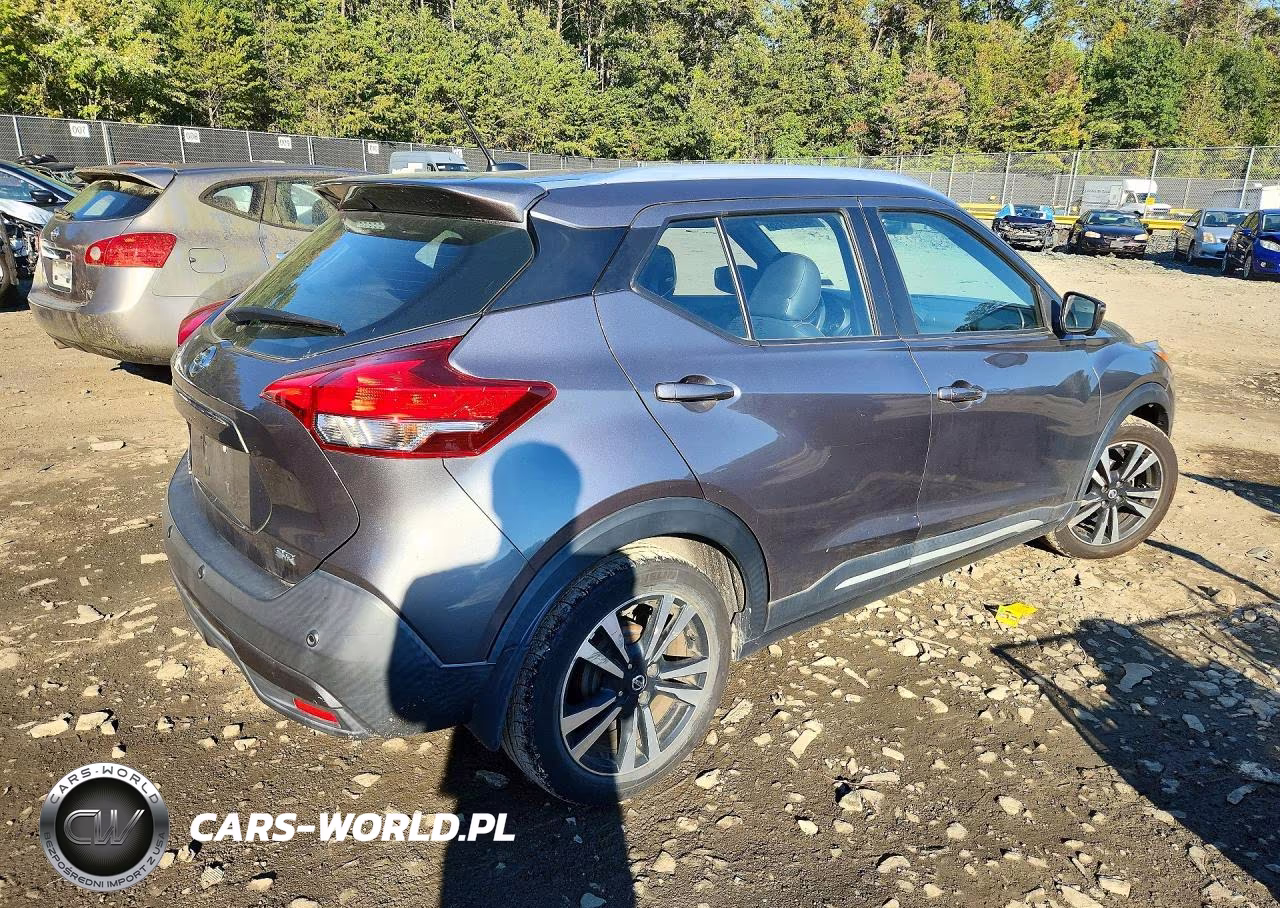 2020 Nissan Kicks Sr VIN:3N1CP5DV7LL543268 - 3