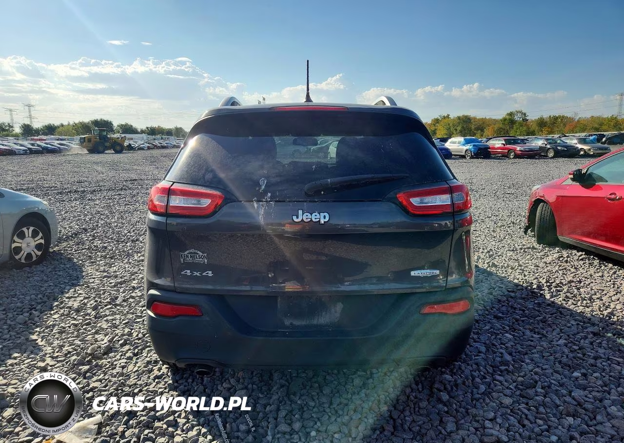 2014 Jeep Cherokee Latitude VIN:1C4PJMCS4EW260891 - 6