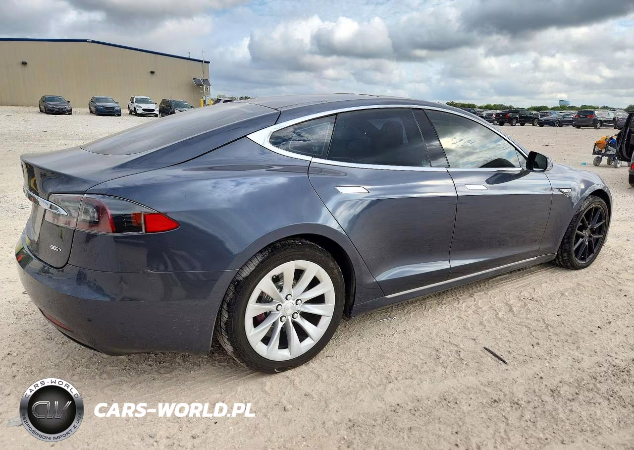 2016 Tesla Model S VIN:5YJSA1E27GF153511 - 3