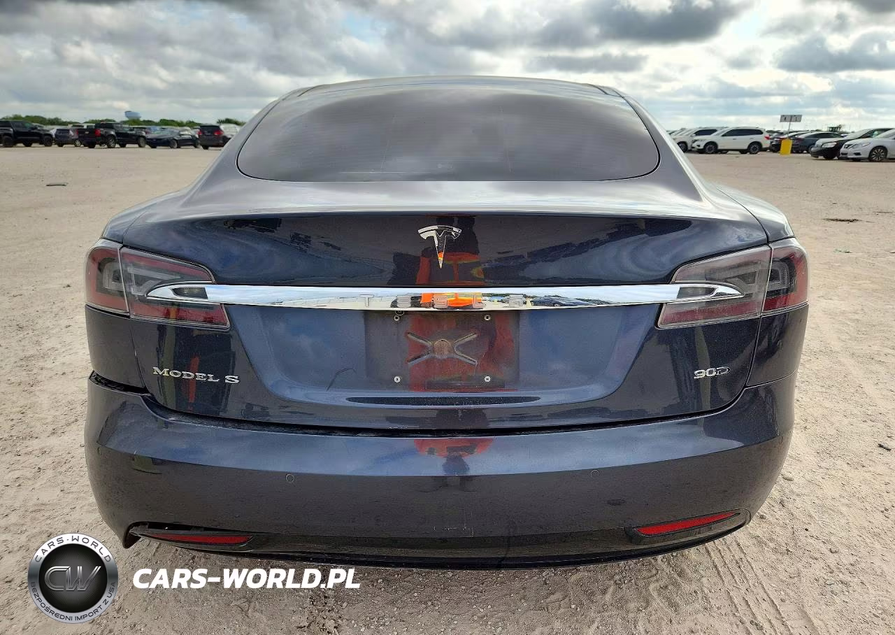 2016 Tesla Model S VIN:5YJSA1E27GF153511 - 6