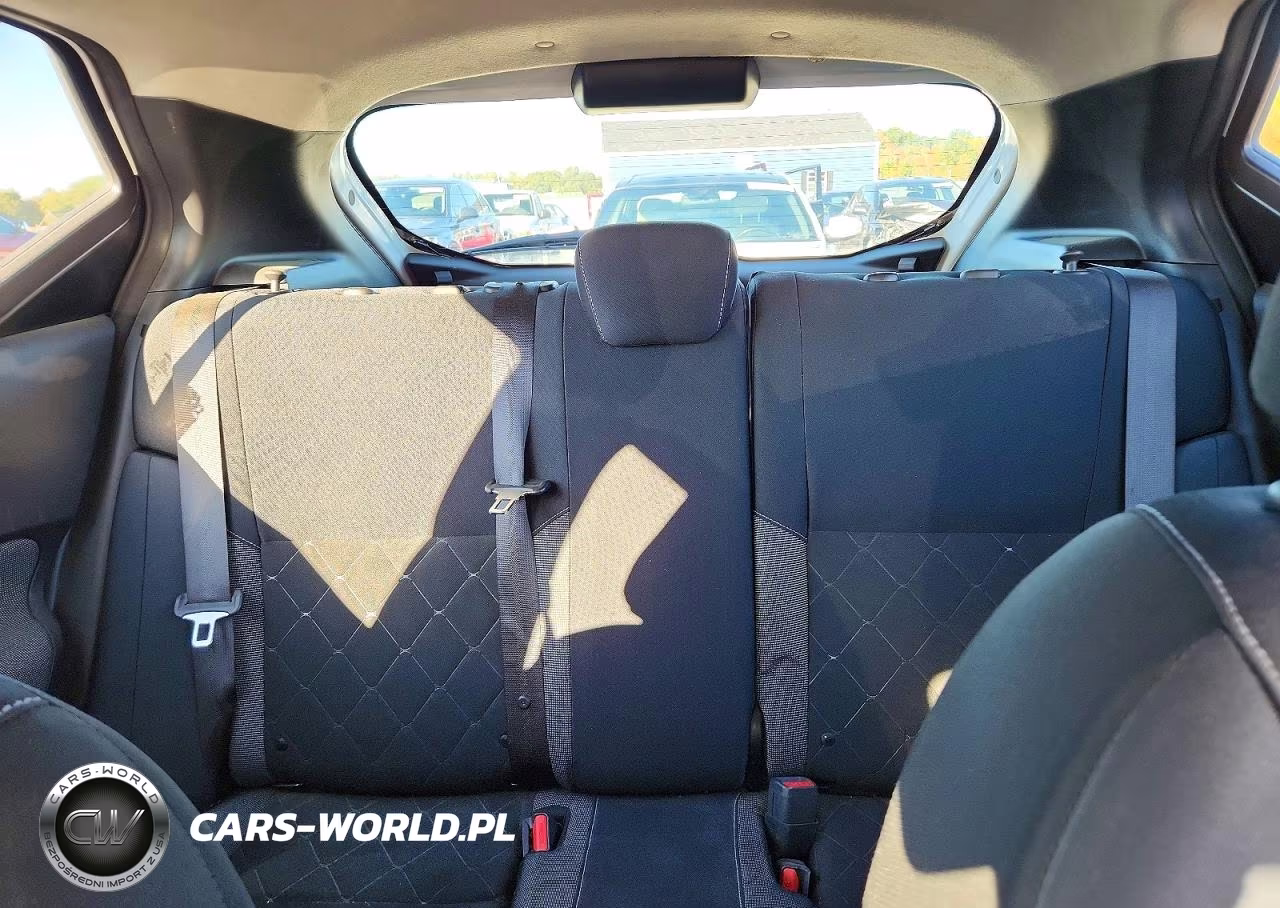 2020 Nissan Kicks S VIN:3N1CP5BV0LL478282 - 10