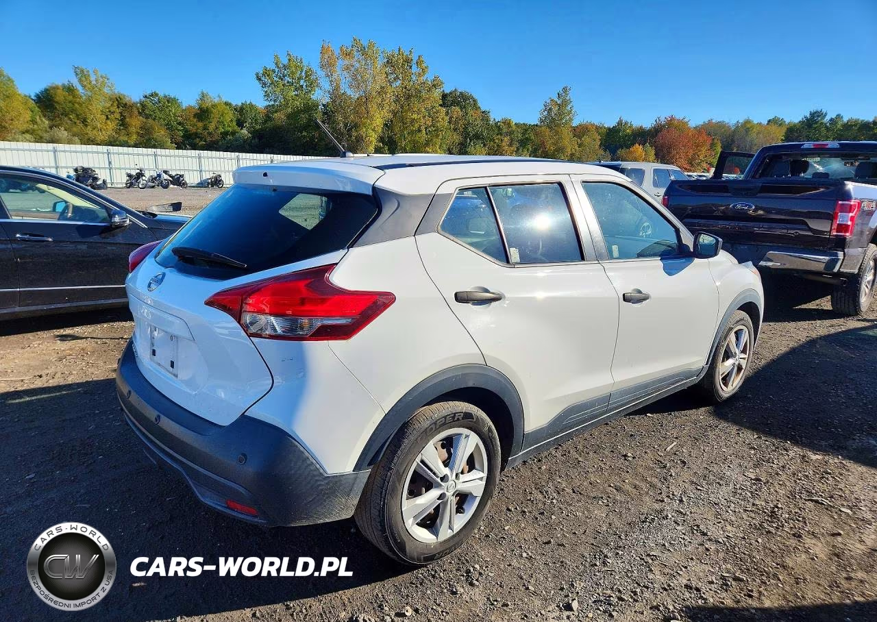 2020 Nissan Kicks S VIN:3N1CP5BV0LL478282 - 3