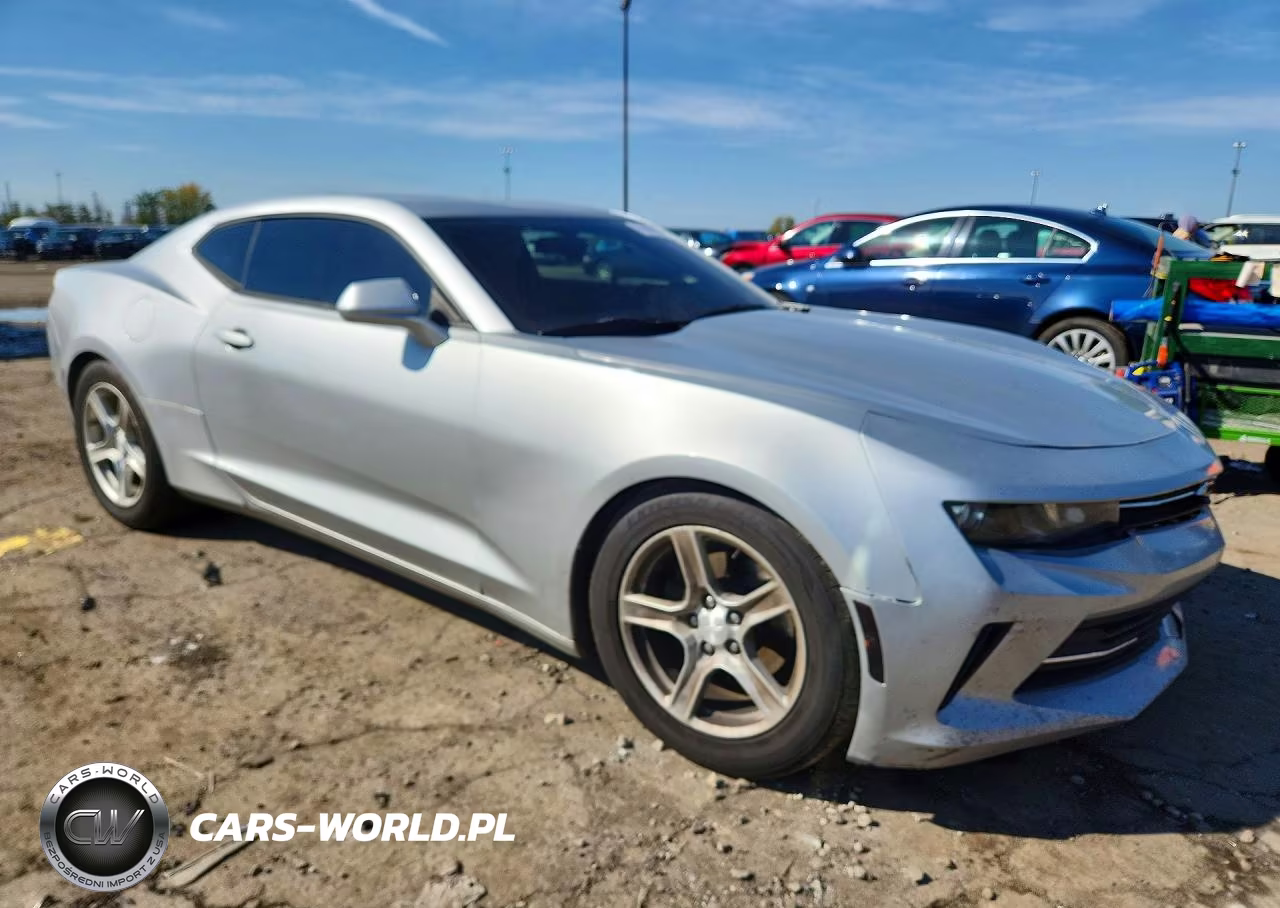 2018 Chevrolet Camaro Lt VIN:1G1FB1RX4J0108299 - 4