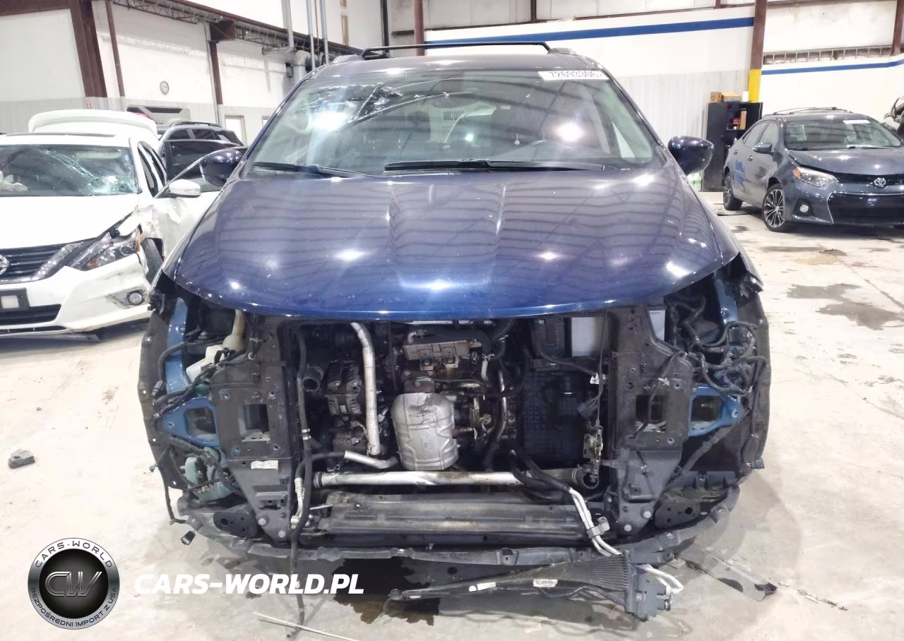 2019 Chrysler Pacifica Touring L VIN:2C4RC1BG6KR554537 - 5