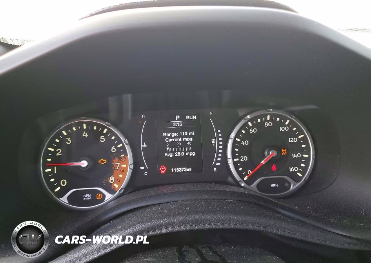 2018 Jeep Renegade Latitude VIN:ZACCJABB0JPJ52688 - 9