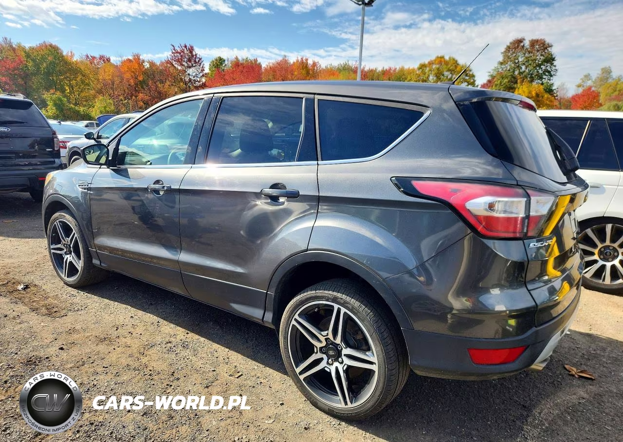 2017 Ford Escape Se VIN:1FMCU9GD4HUB93641 - 2