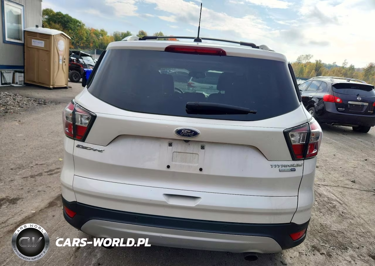 2017 Ford Escape Titanium VIN:1FMCU9J97HUA35413 - 6