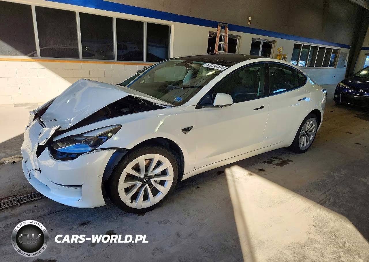 2022 Tesla Model 3 – zdjęcie 1 z 12