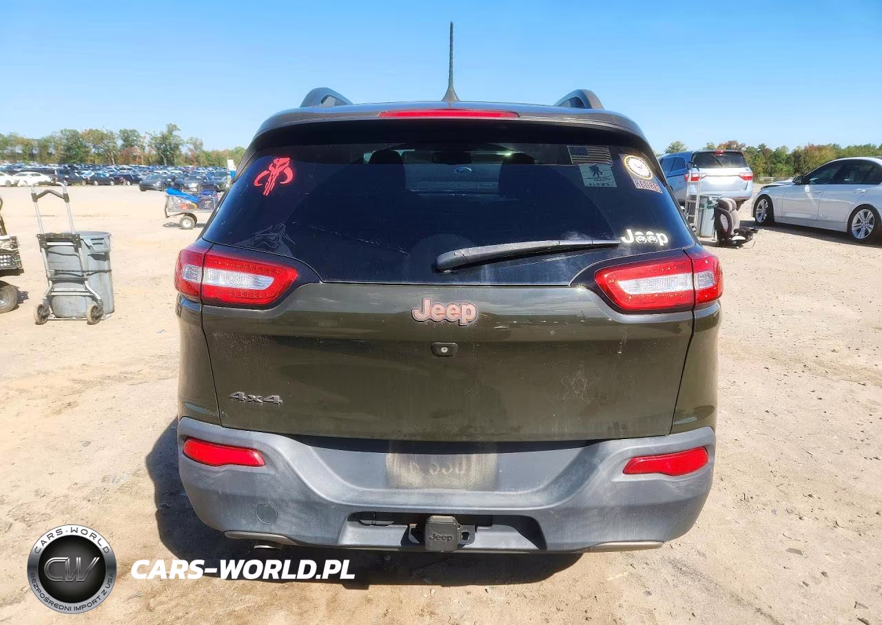 2016 Jeep Cherokee Latitude VIN:1C4PJMCB9GW317198 - 6