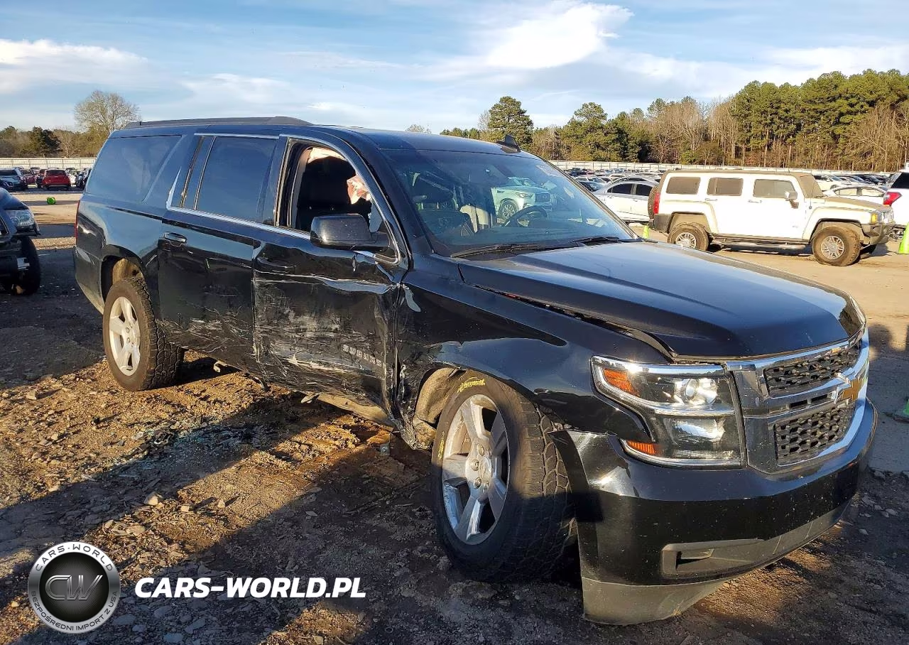 2019 Chevrolet Suburban C1500 Ls VIN:1GNSCGKC5KR164494 - 4