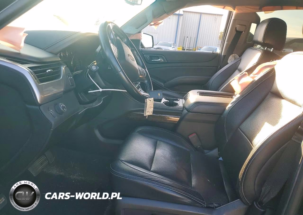 2019 Chevrolet Suburban C1500 Ls VIN:1GNSCGKC5KR164494 - 7