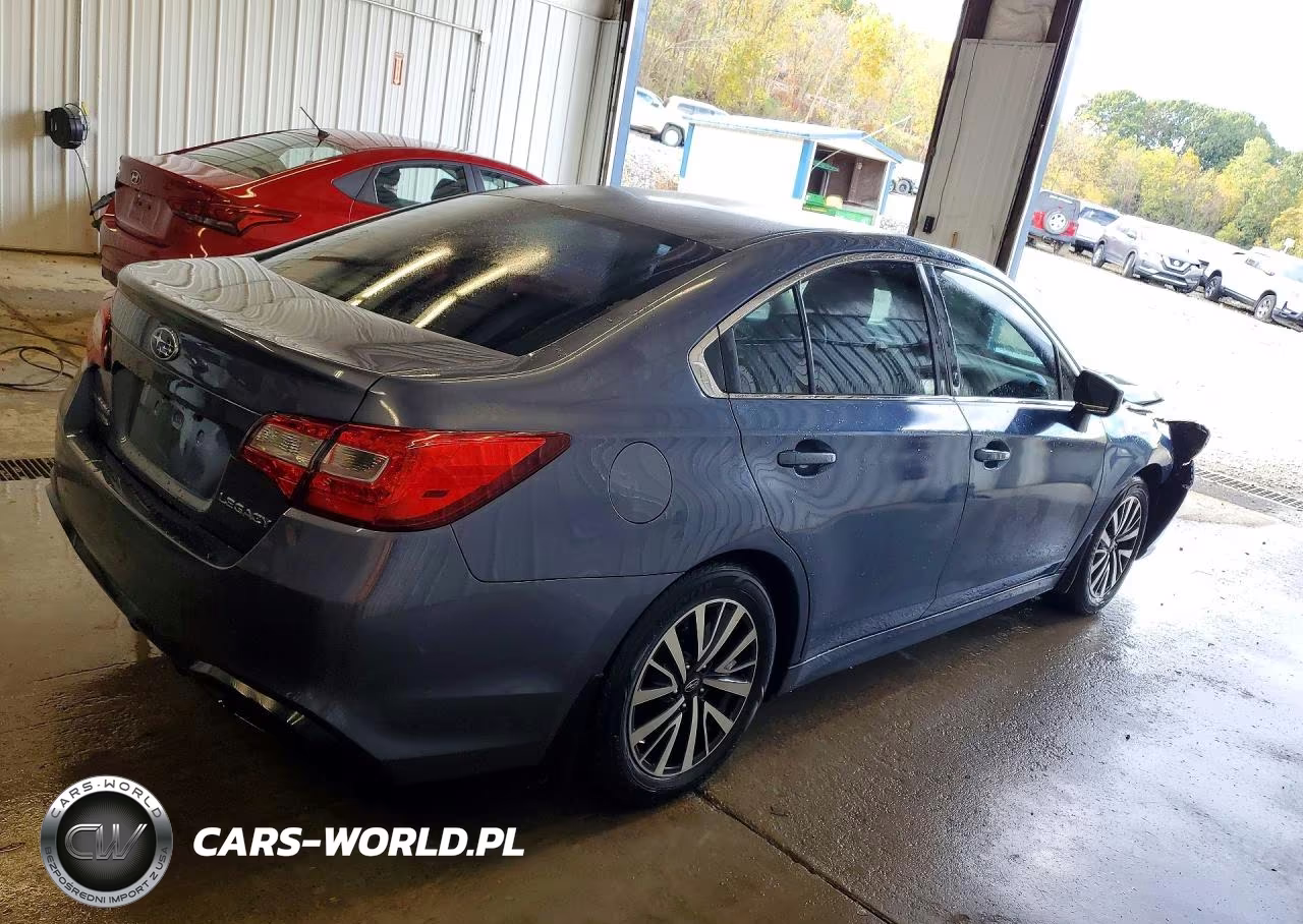 2018 Subaru Legacy 2.5I VIN:4S3BNAB61J3030447 - 3