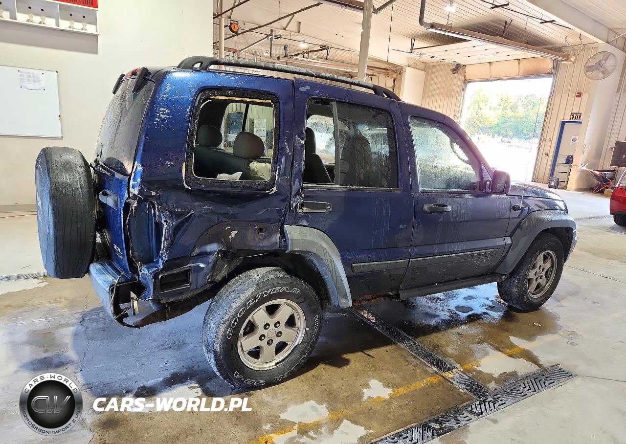 2006 Jeep Liberty Sport VIN:1J4GL48KX6W179487 - 3