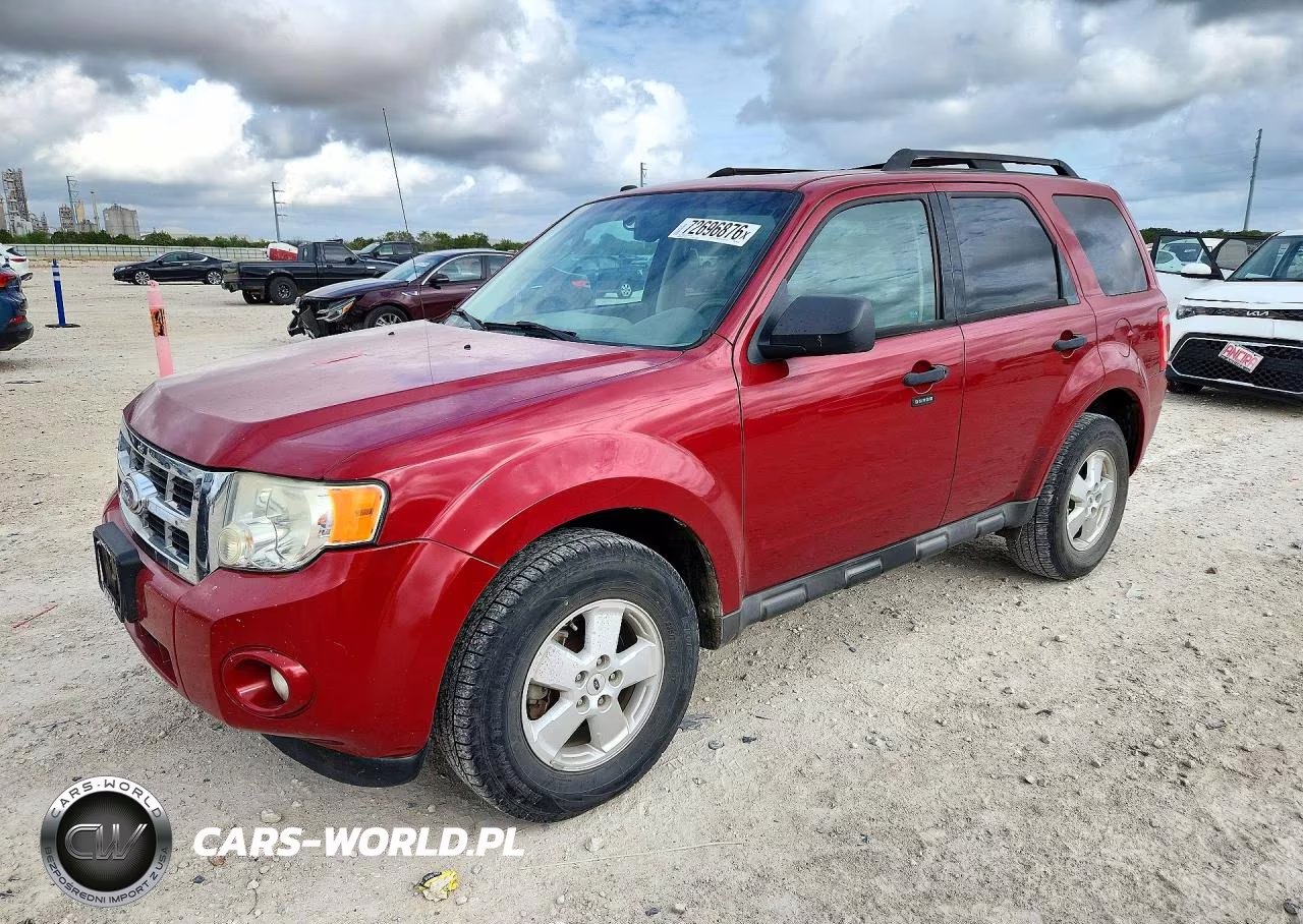 2010 Ford Escape Xlt VIN:1FMCU0DGXAKB30393 - 1