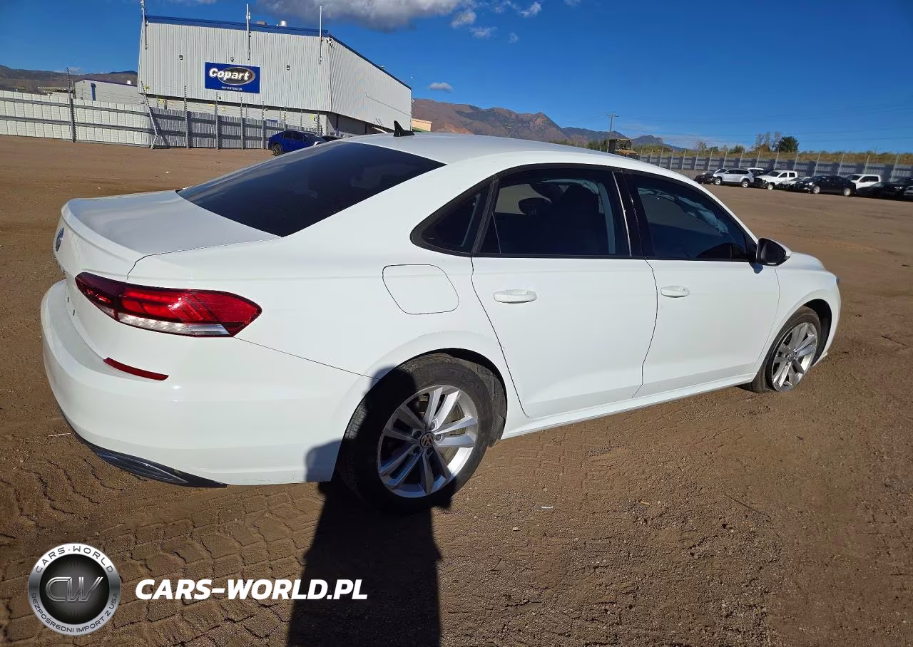 2020 Volkswagen Passat S VIN:1VWAA7A38LC017521 - 3