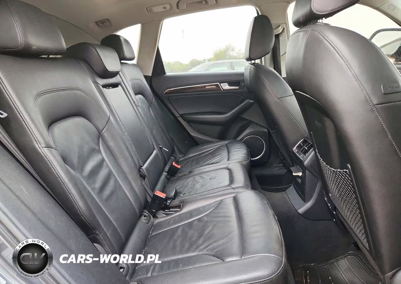 2016 Audi Q5 Premium Plus VIN:WA1L2AFP2GA090915 - 11
