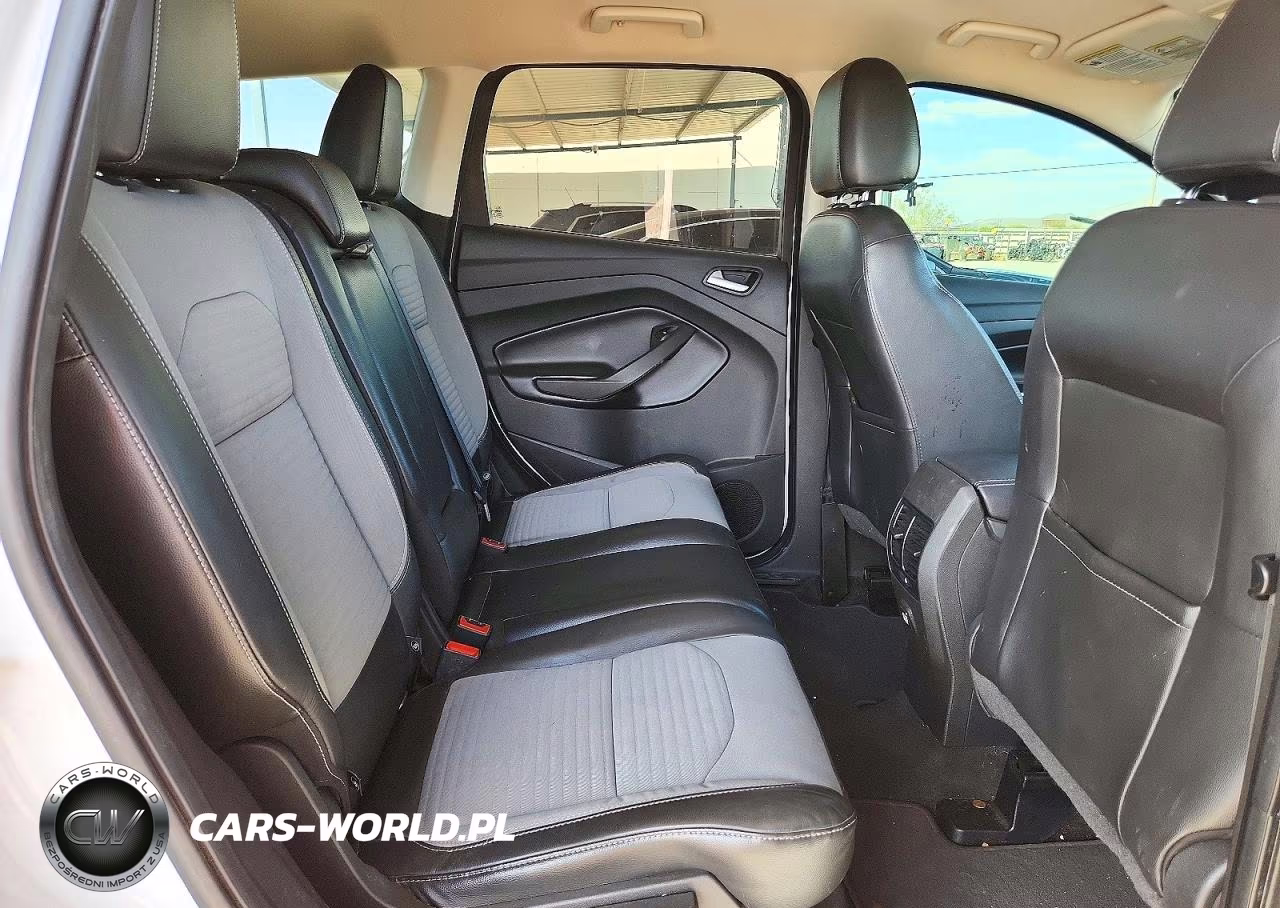 2017 Ford Escape Se VIN:1FMCU0GD4HUC12782 - 11
