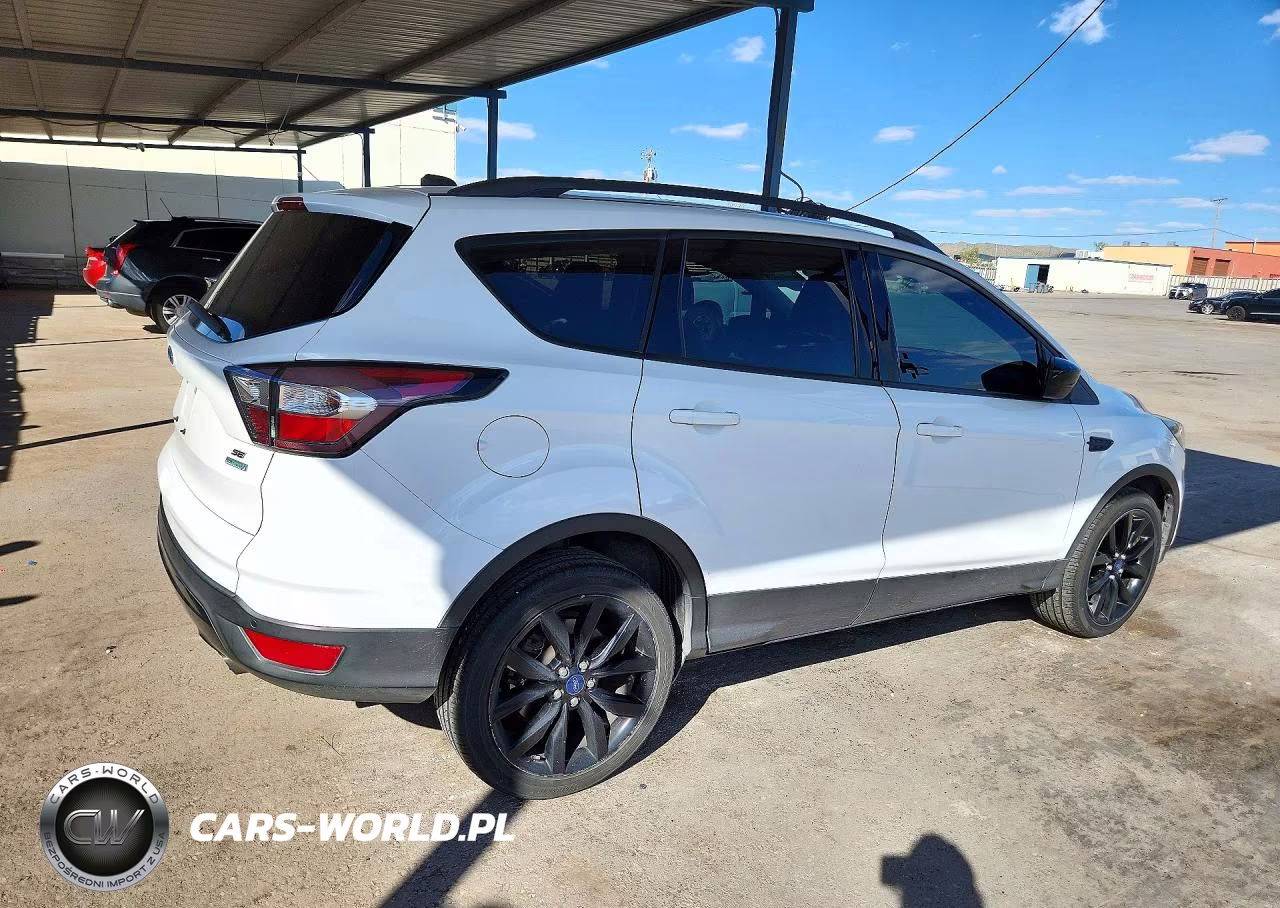 2017 Ford Escape Se VIN:1FMCU0GD4HUC12782 - 3