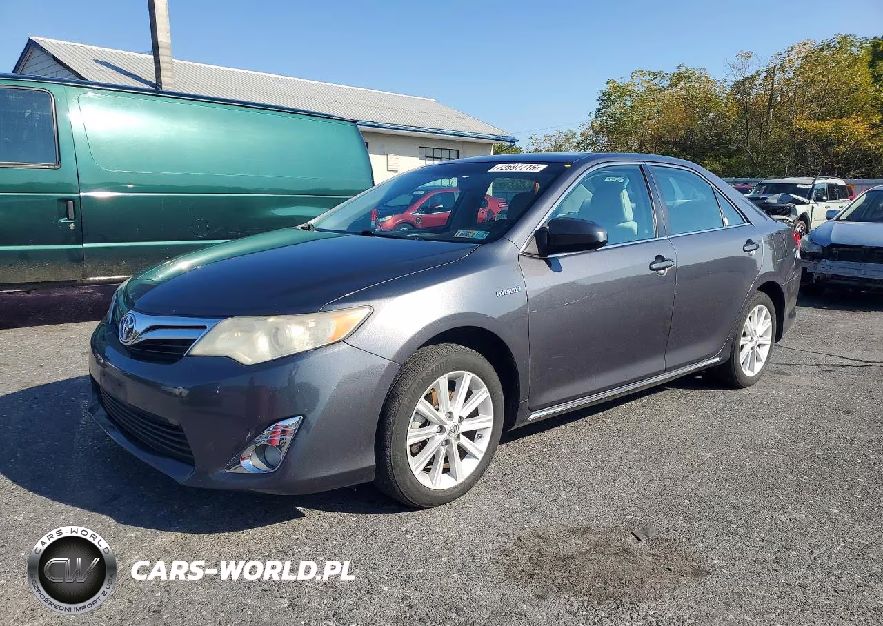 2012 Toyota Camry Hybrid Xle – zdjęcie 1 z 12