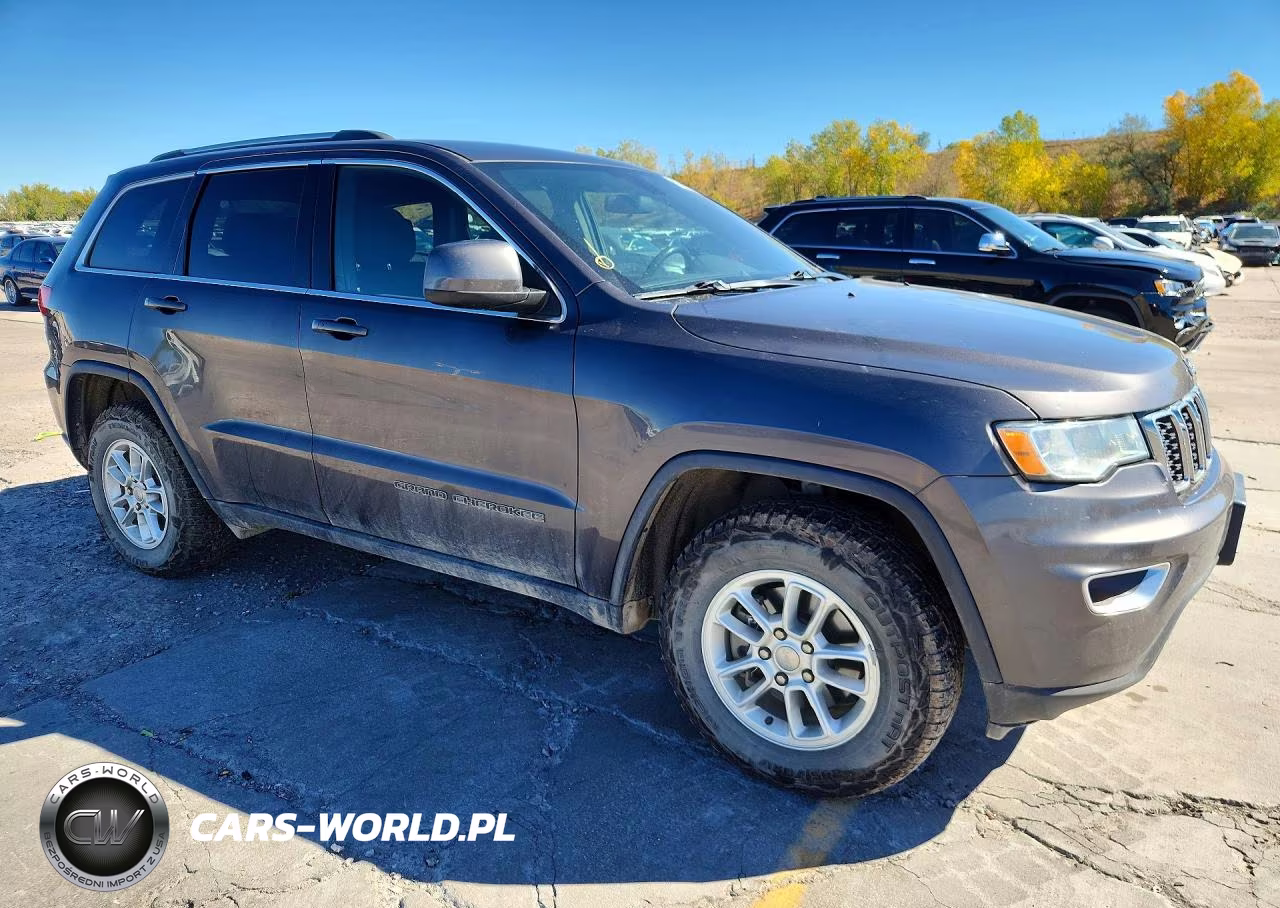 2019 Jeep Grand Cherokee Laredo VIN:1C4RJFAG3KC528071 - 4