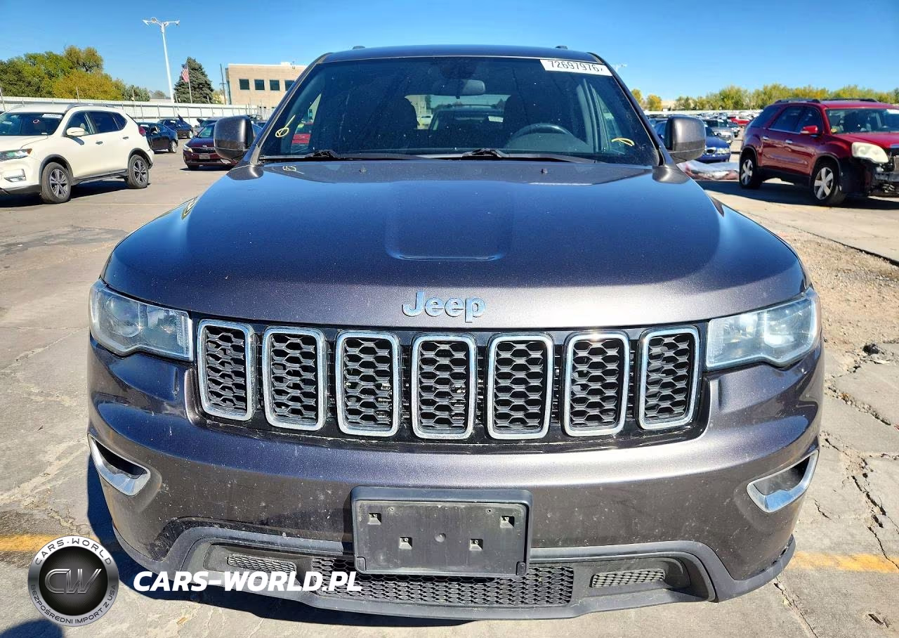 2019 Jeep Grand Cherokee Laredo VIN:1C4RJFAG3KC528071 - 5
