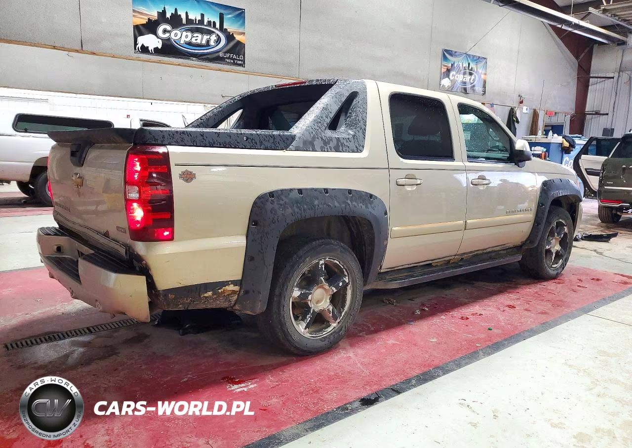 2008 Chevrolet Avalanche K1500 VIN:3GNFK12388G129460 - 3