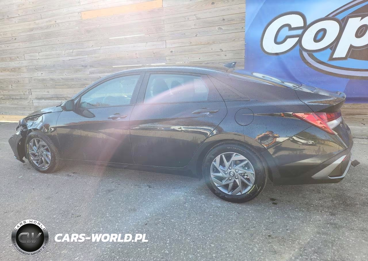 2026 Hyundai Elantra Hybrid Blue VIN:KMHLM4DJ1TU211616 - 2