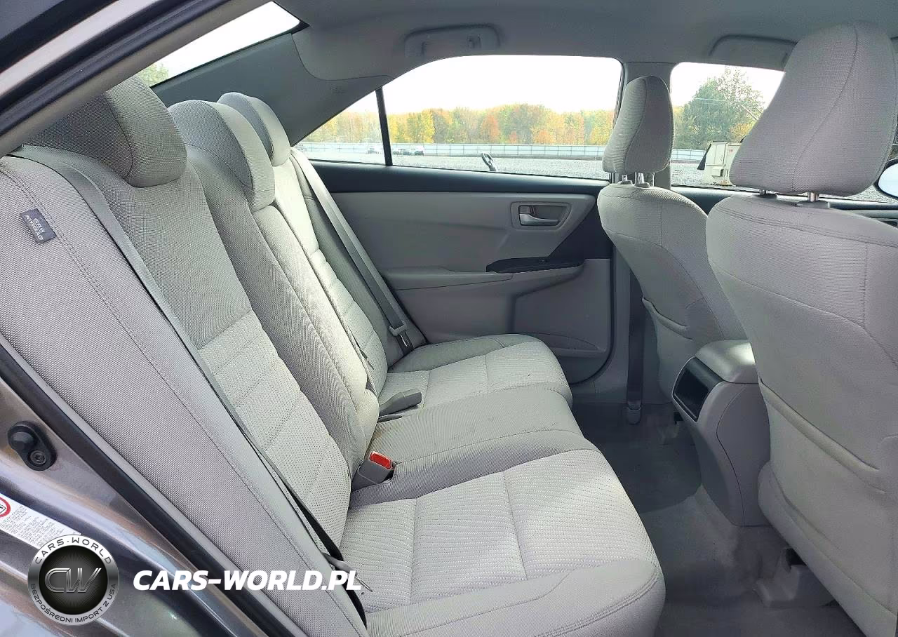 2015 Toyota Camry Le VIN:4T1BF1FK9FU114212 - 10