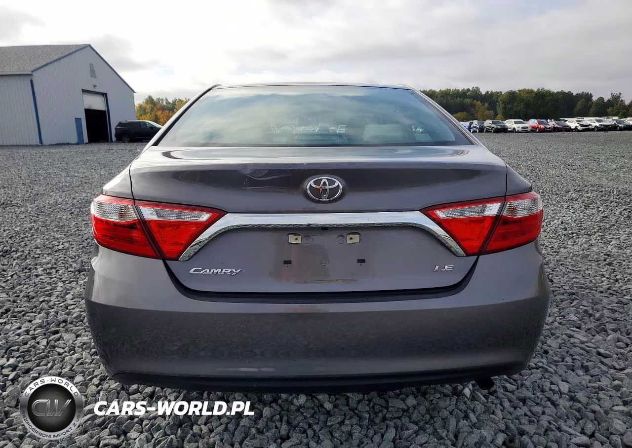 2015 Toyota Camry Le VIN:4T1BF1FK9FU114212 - 6