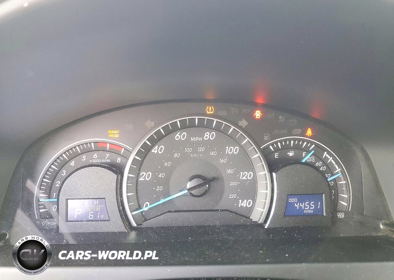 2015 Toyota Camry Le VIN:4T1BF1FK9FU114212 - 9