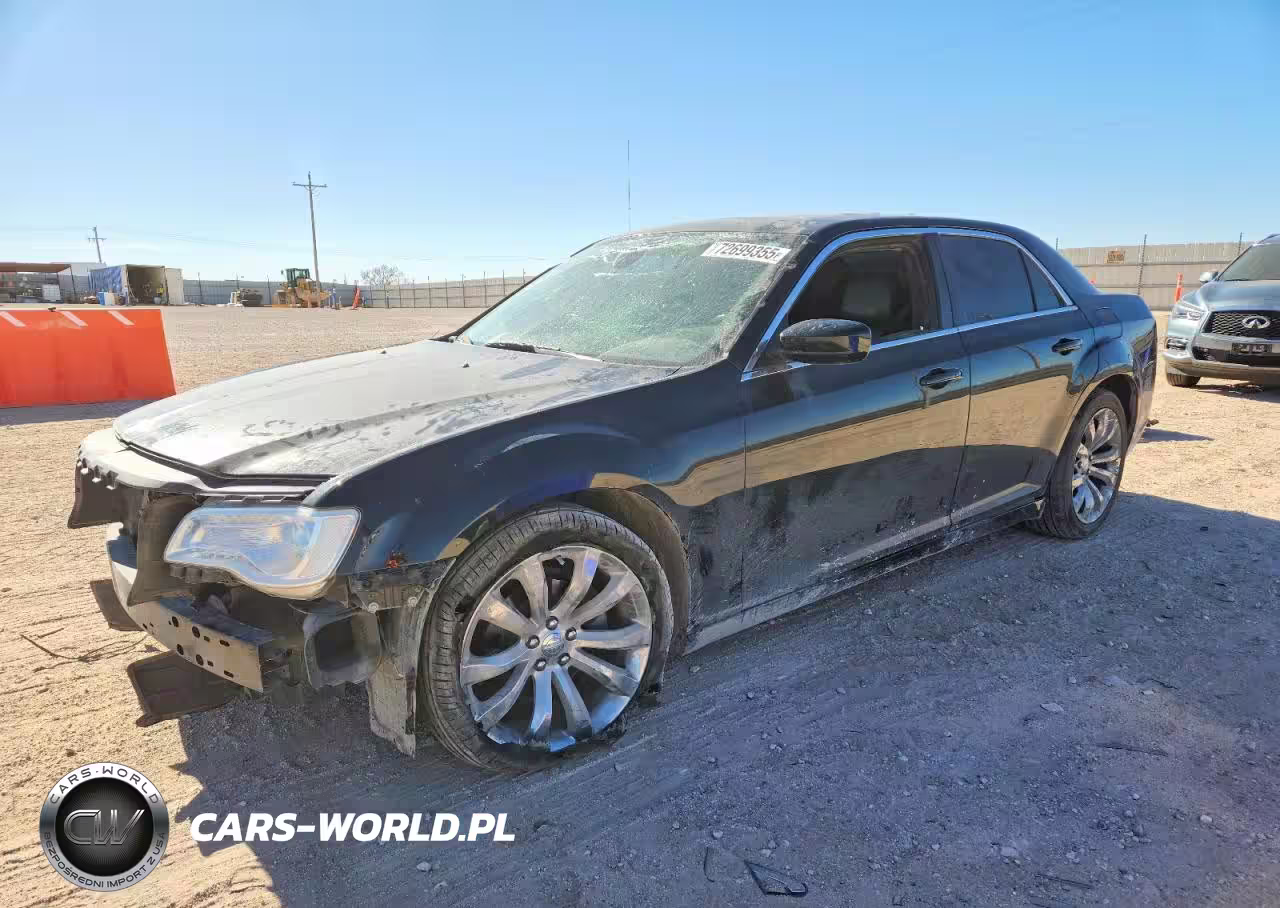 2018 Chrysler 300 Touring