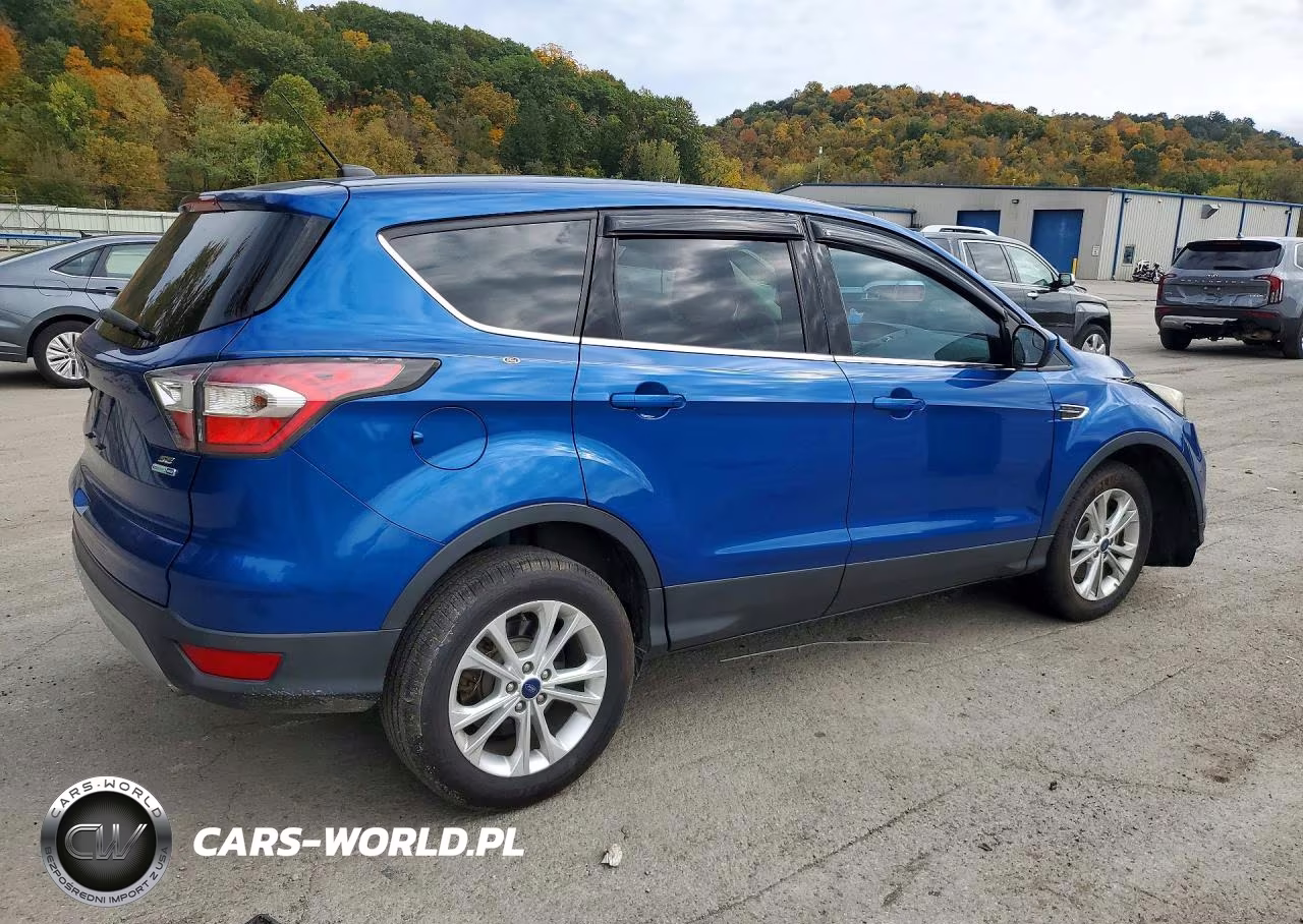 2017 Ford Escape Se VIN:1FMCU9G97HUB02891 - 3