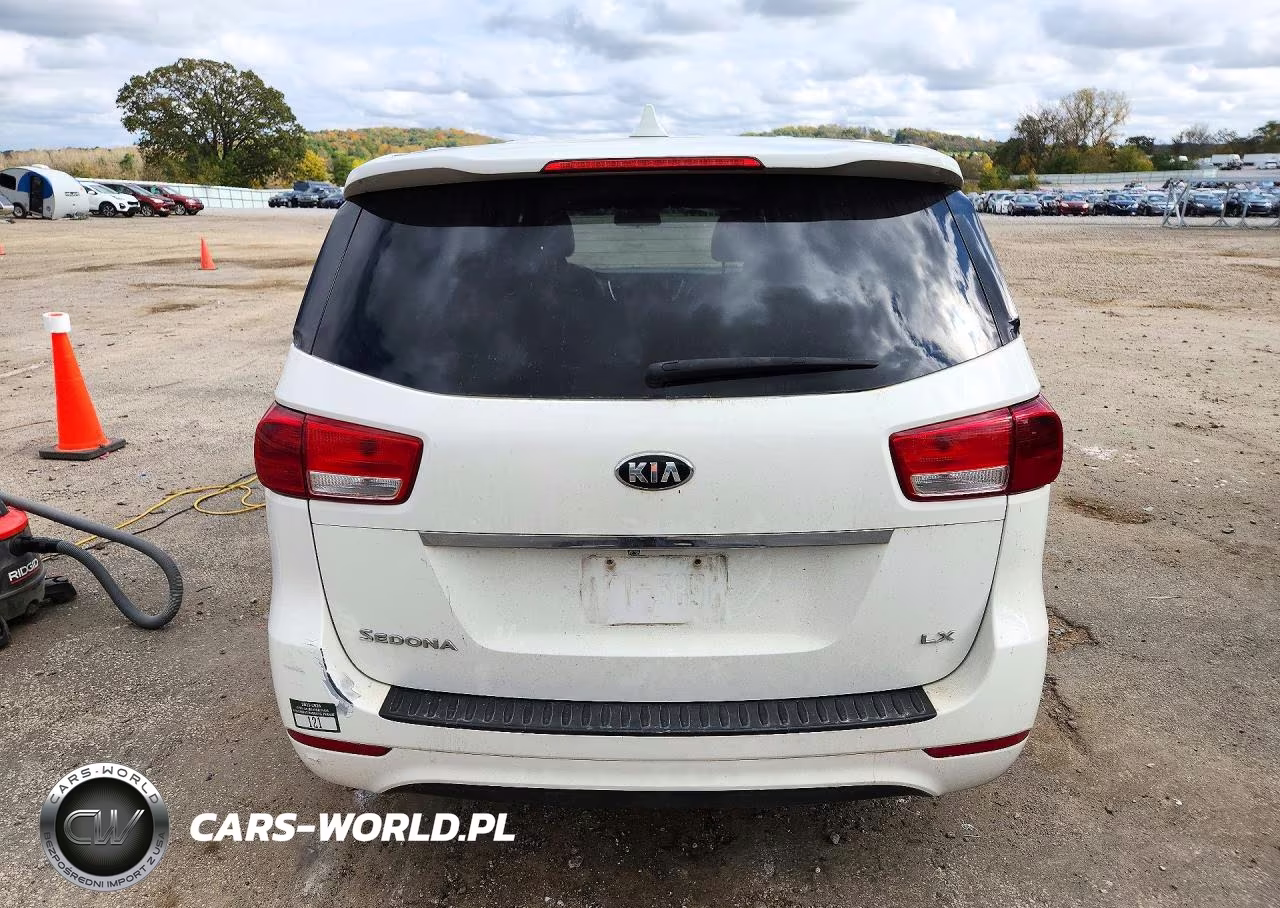 2017 Kia Sedona Lx VIN:KNDMB5C1XH6219375 - 6