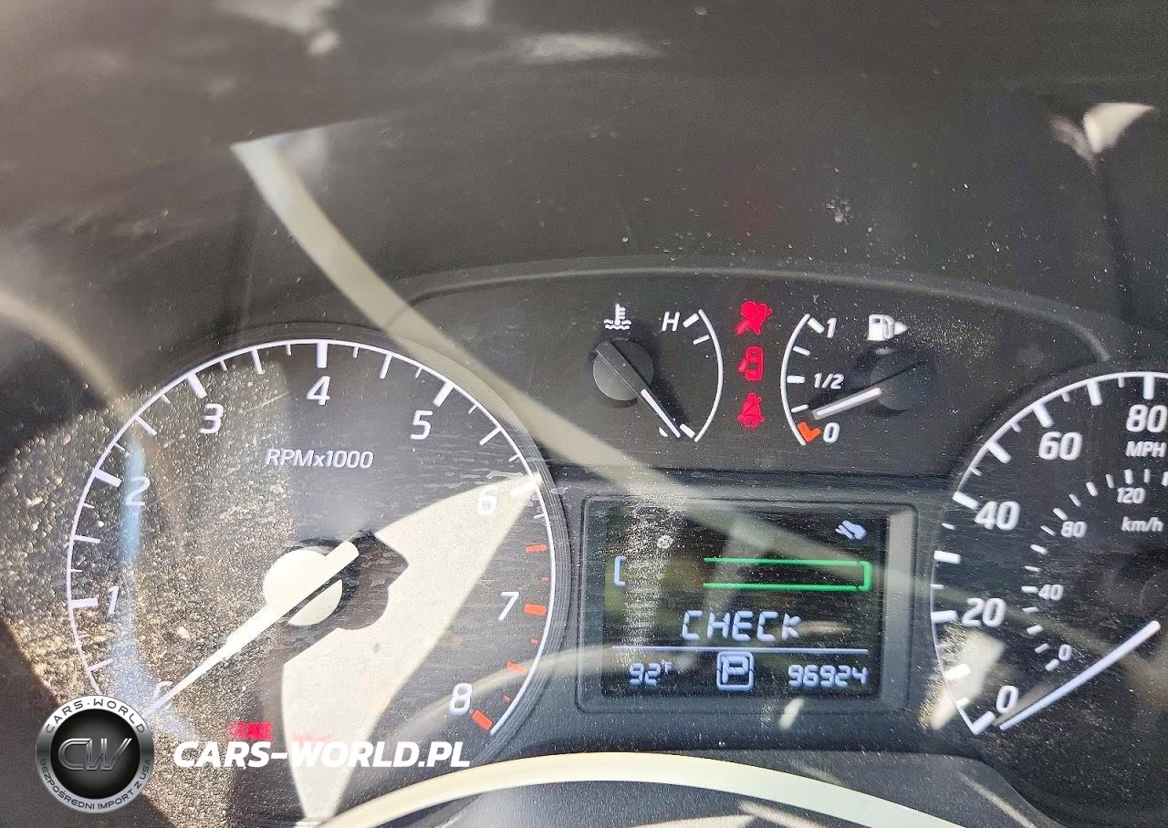 2017 Nissan Sentra S VIN:3N1AB7APXHY244553 - 9