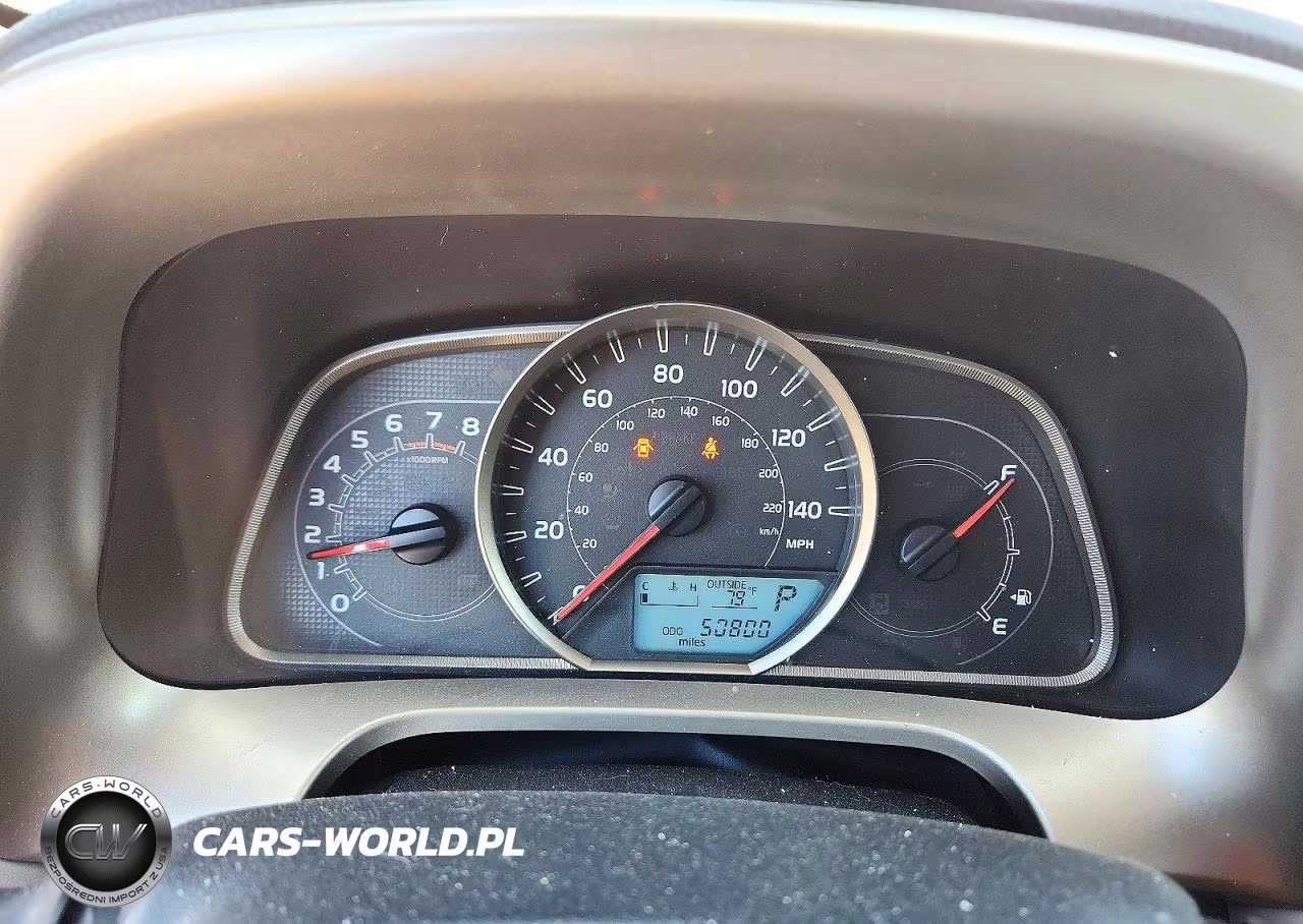 2013 Toyota Rav4 Le VIN:JTMZFREV0DD021704 - 9