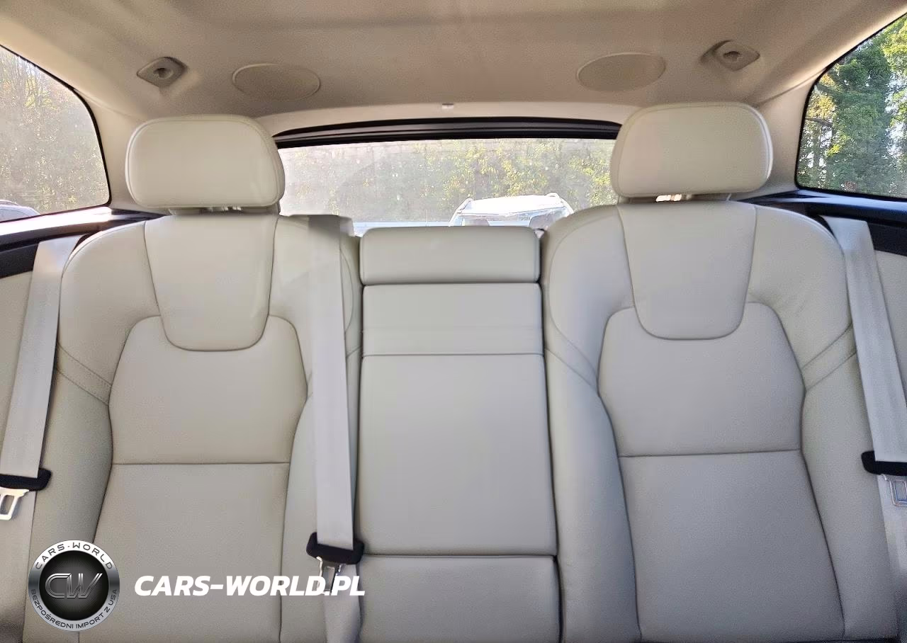 2021 Volvo Xc60 T5 Momentum VIN:YV4102RK6M1880610 - 10